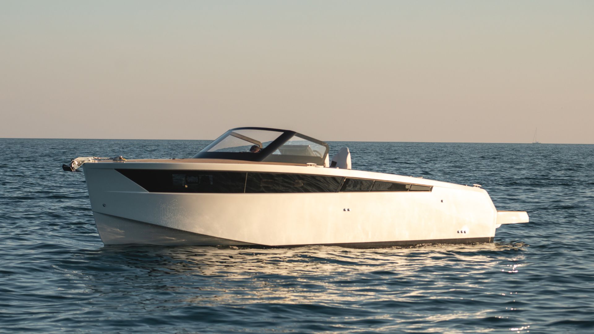 Luxia Monaco — photo 2