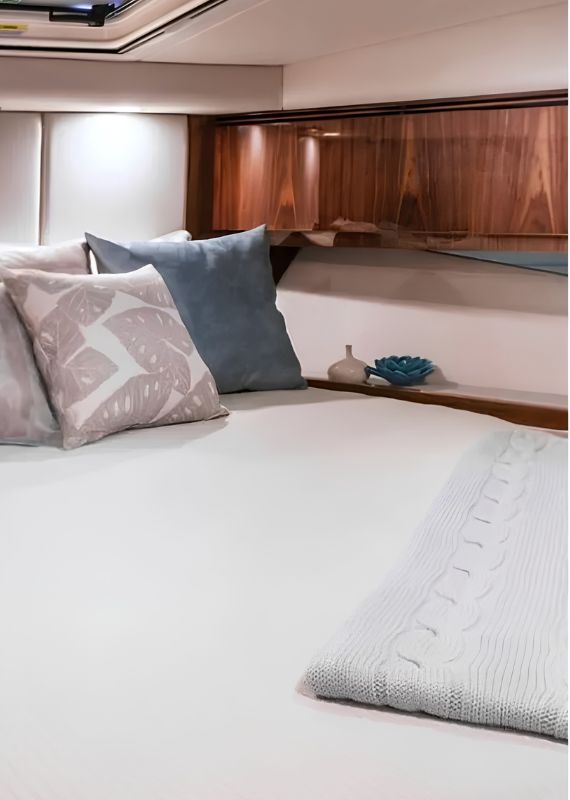Riviera 4800 Sport Series II Platinum — photo 17