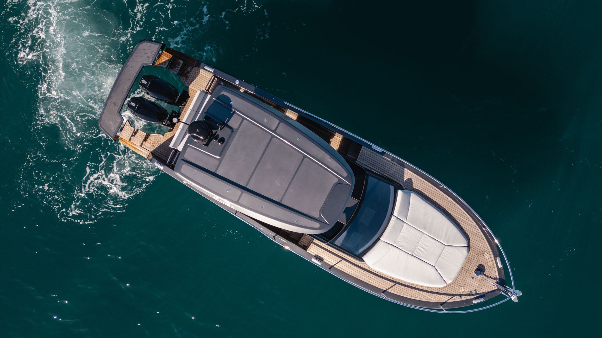 Luxia 375 Gts — photo 7