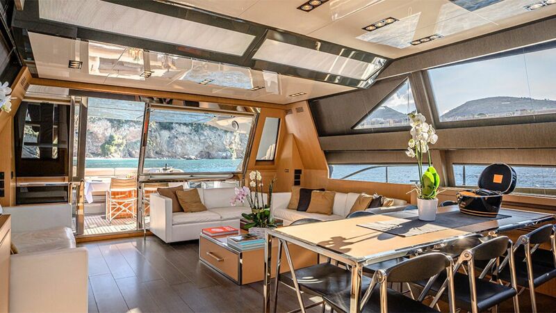 RIVA 86 DOMINO