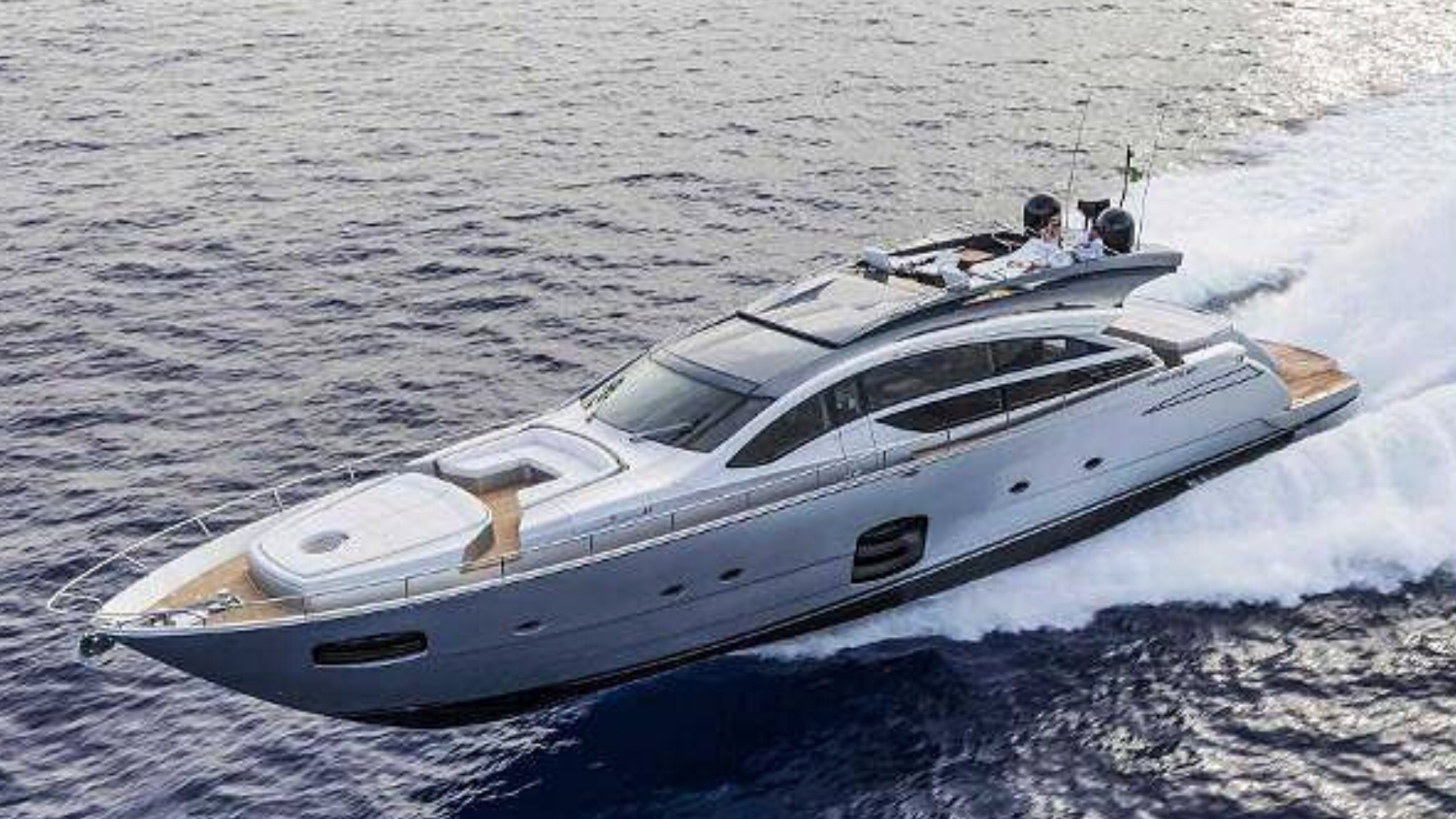 Pershing 82 — photo 2