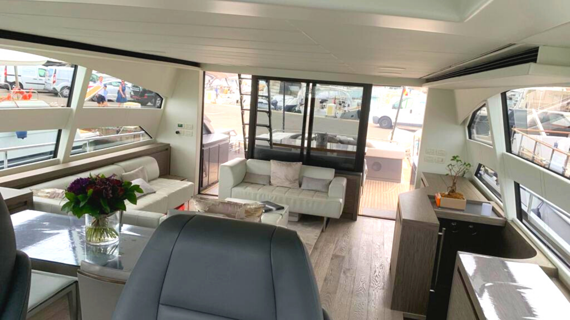 Pershing 82 — photo 10